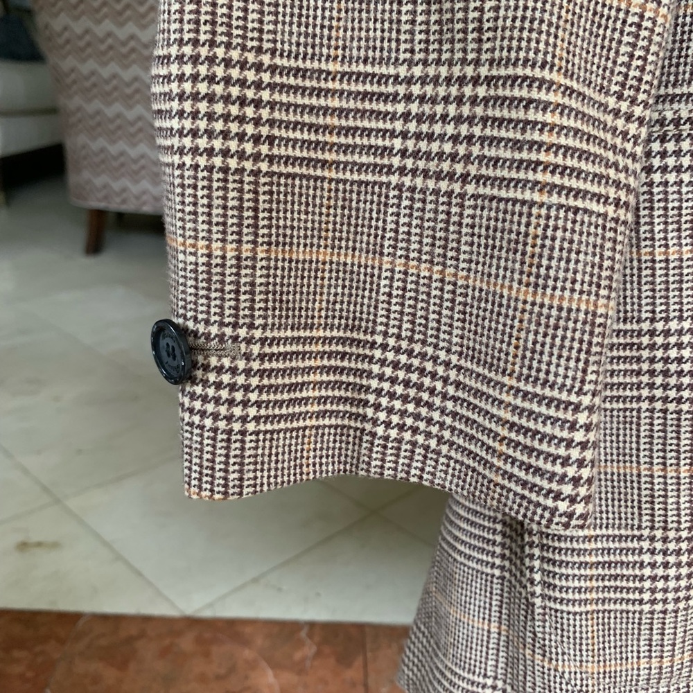 Brioni extra photos